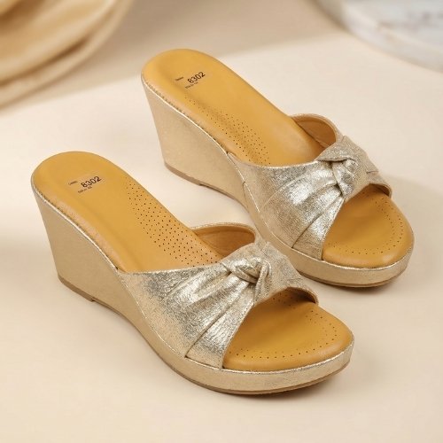 Golden Glow Knot Wedge Slides
